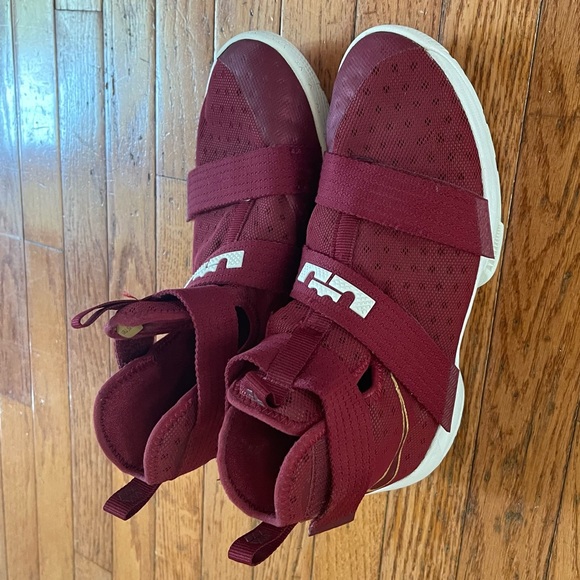 lebron soldier 10 christ the king